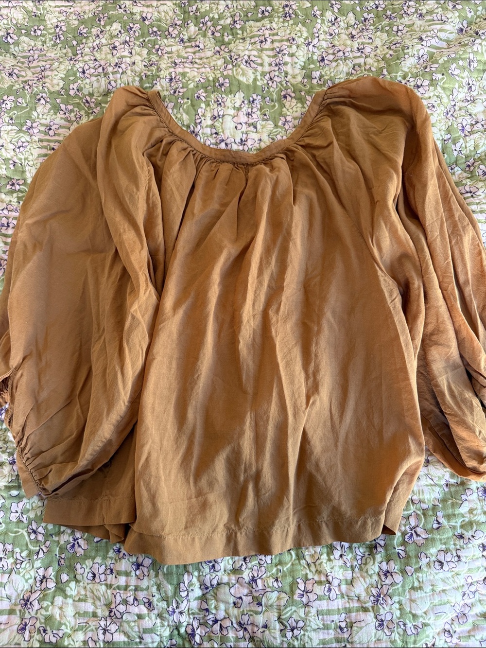 Doen Puff Sleeve Button-Front Top Caramel - Picture 4 of 4